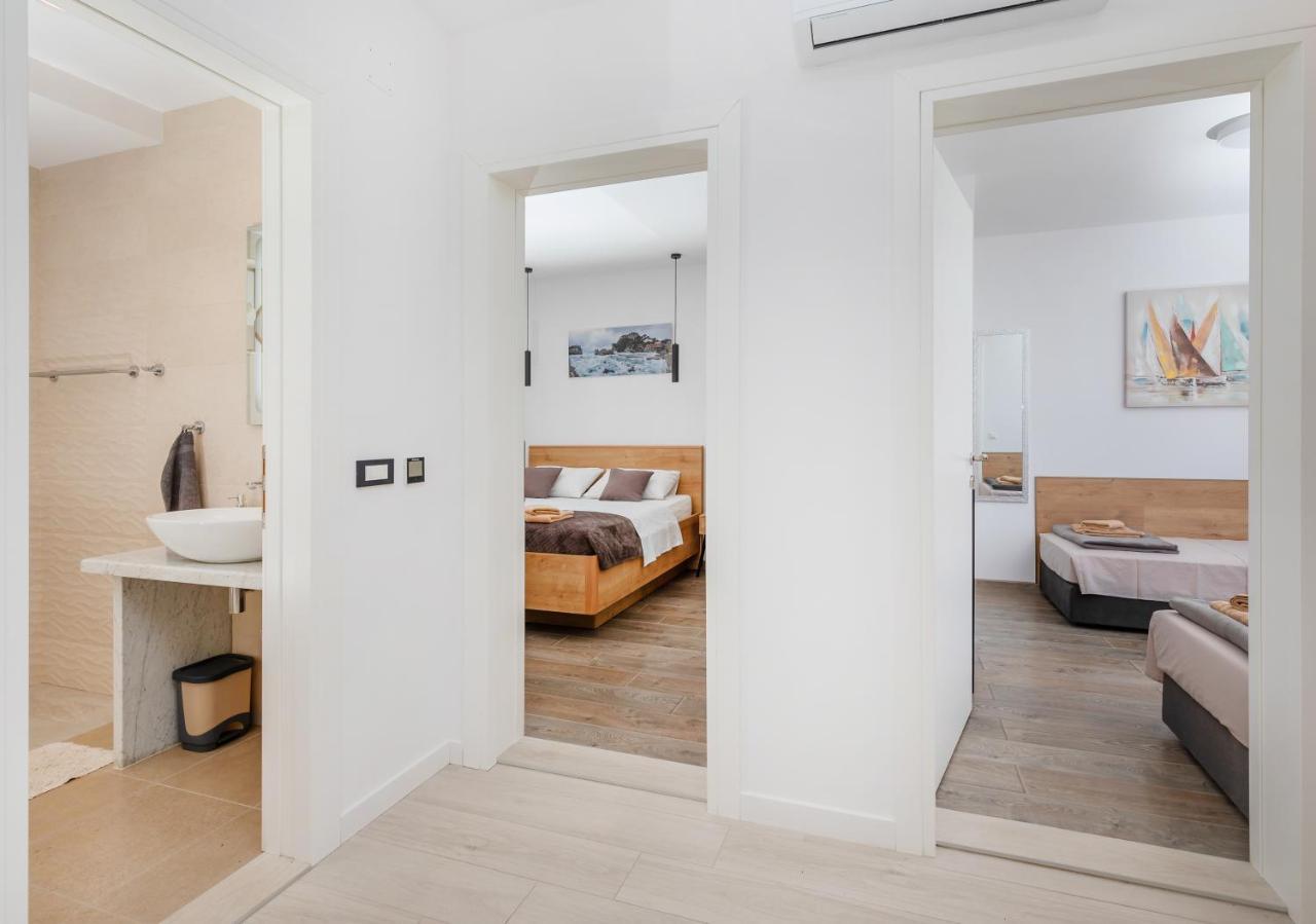 Apartment Holiday Home Doma, Cilipi Near Dubrovnik Exterior foto