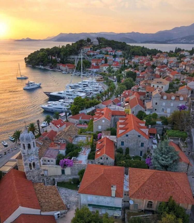Apartment Holiday Home Doma, Cilipi Near Dubrovnik Exterior foto